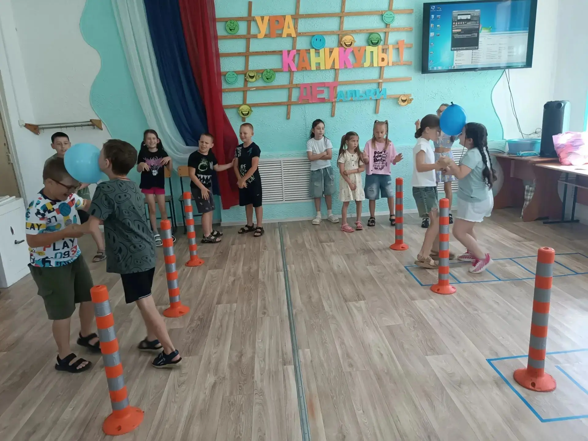 18.06.26г. в лагере "Техноград" прошло мероприятие "Музыка вокруг нас". Ребята принимал...