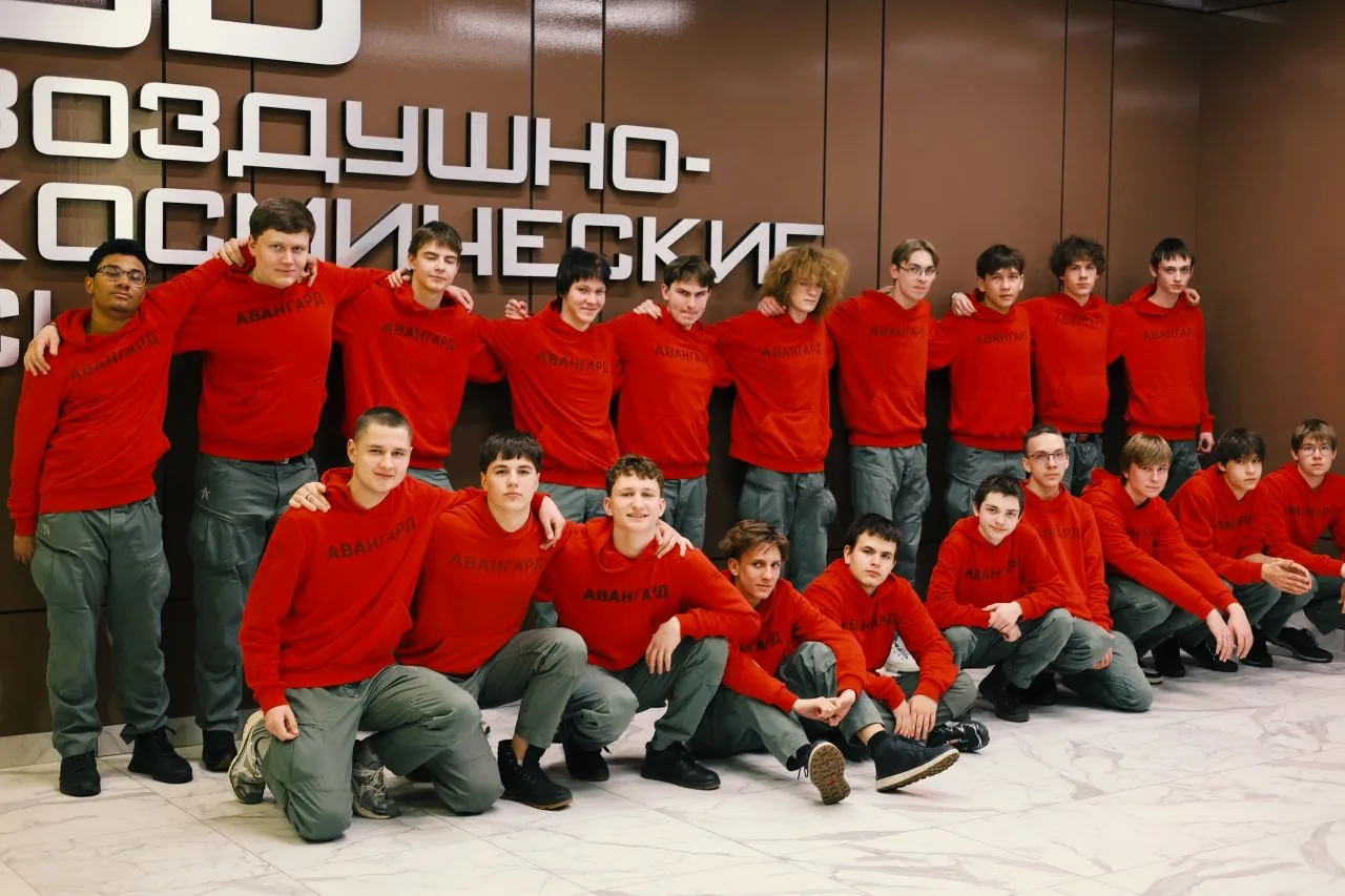 #ДОНМ | Неделя в «Авангарде» 🇷🇺   Наши десятиклассники из всех корпусов вернулись с учебных сборов в