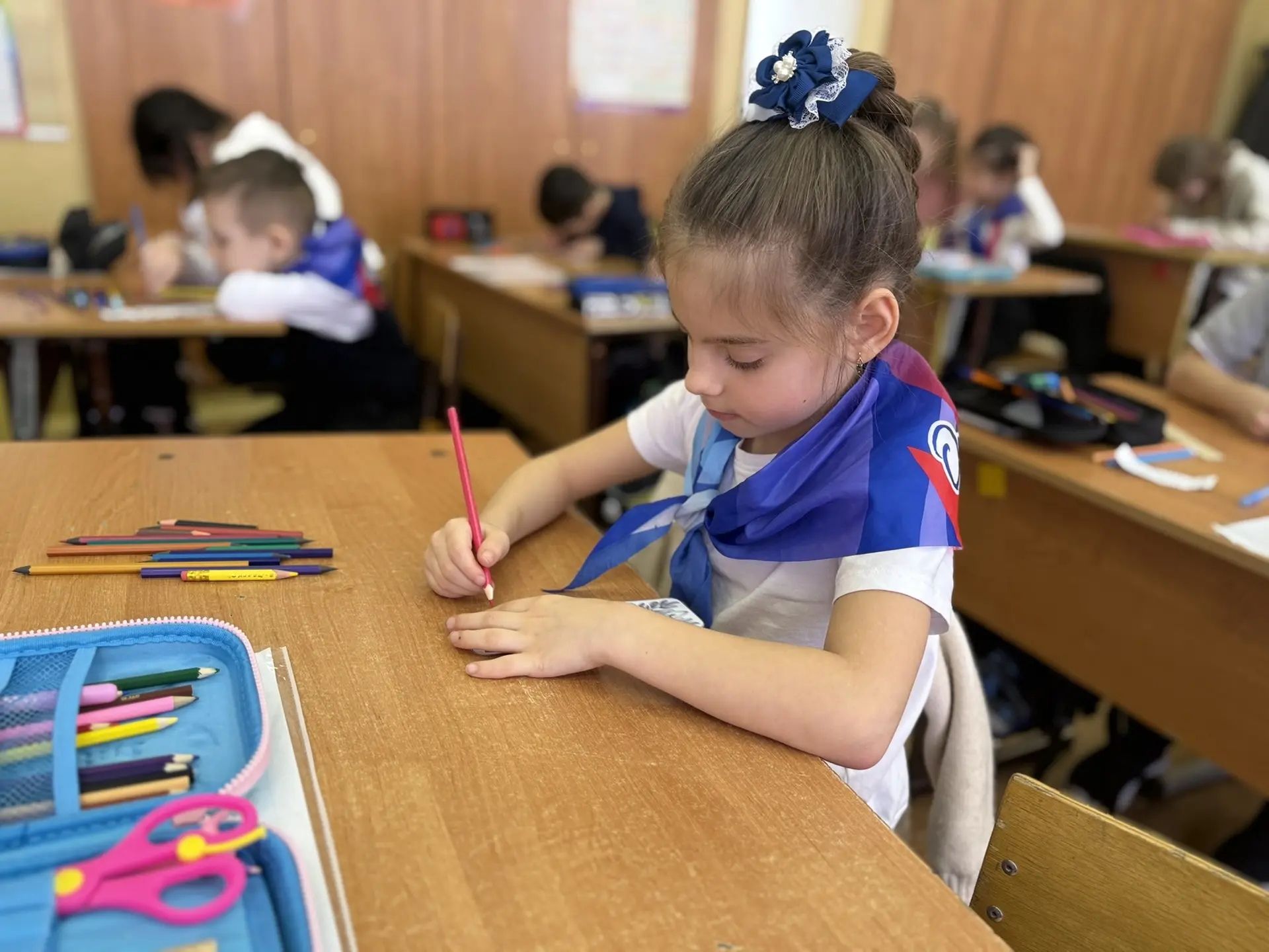 Книга -лучший подарок, особенно если к ней прилагается частичка души  Международный день книгодарени