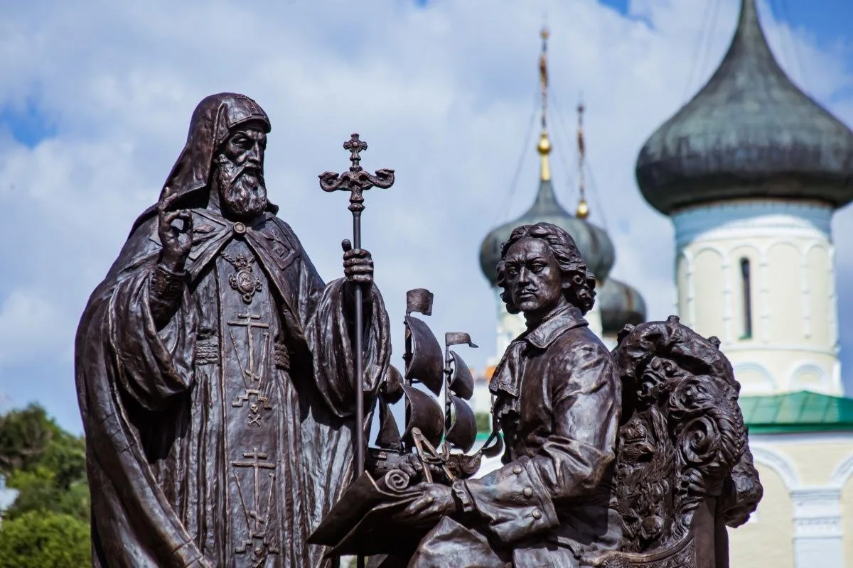 Святитель Митрофан, Император Пётр, город Воронеж и корабль Гото Предестинация