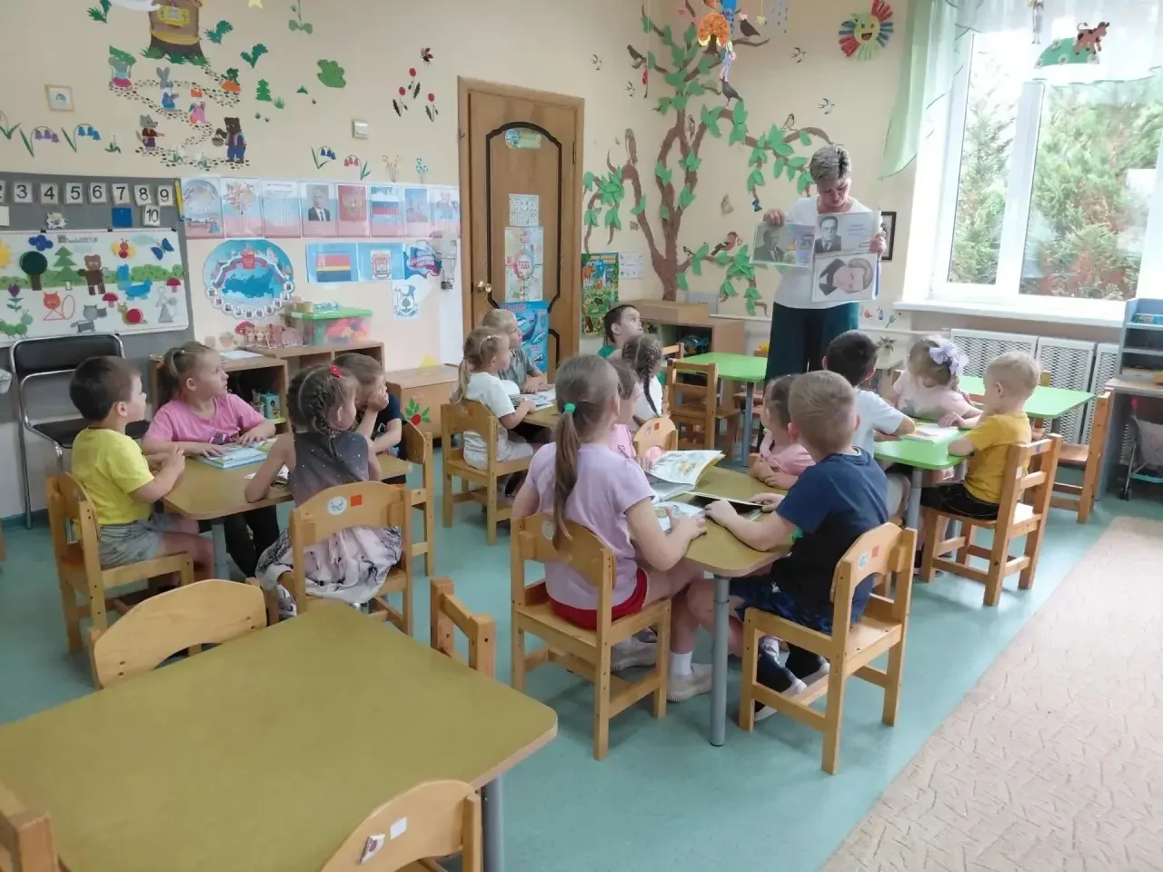 ✨✨📚Когда сказка оживает: у нас прошёл День детских писателей! 📚📚📚

Наши дошколята были настоящим