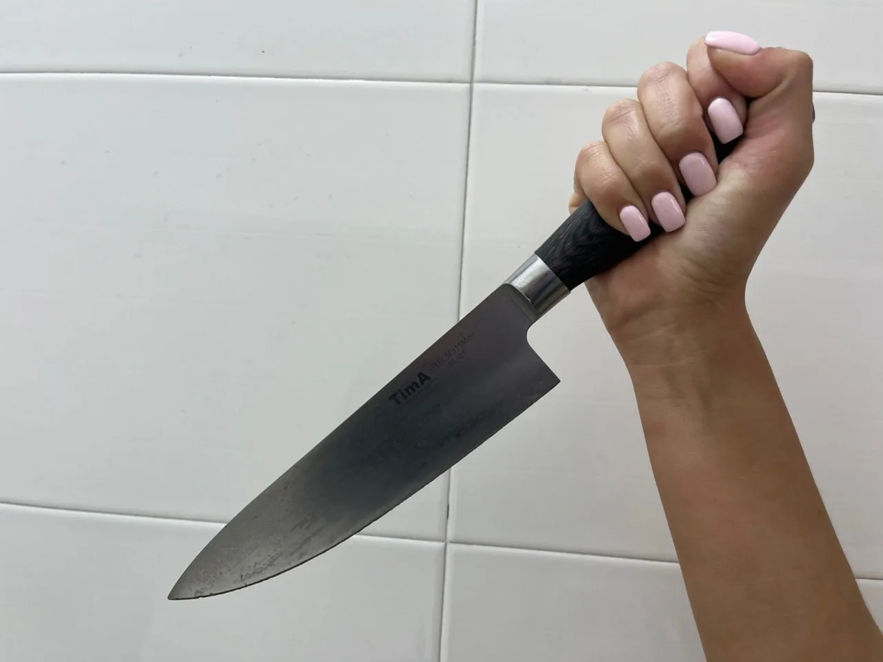 🔪 Схватилась за нож и ударила знакомого в область живота женщина в ЕАО