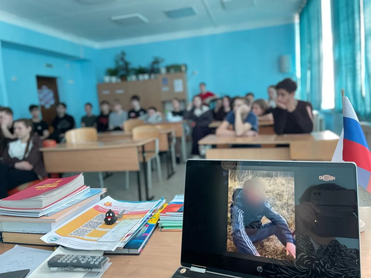 📽 В школе состоялся коллективный просмотр документального фильма 🎥 «Предательство», с...