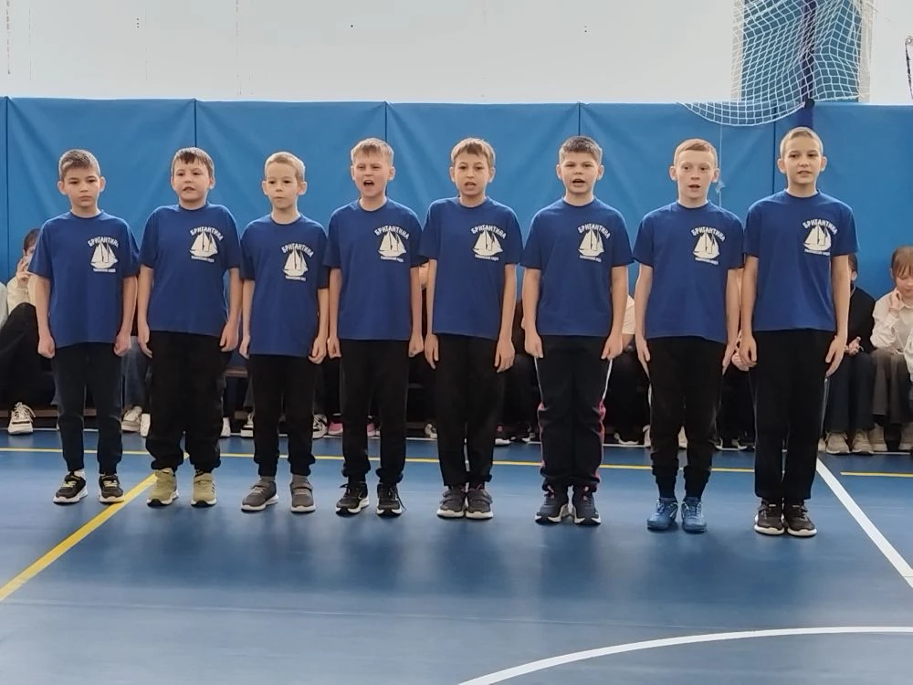 🏆 Орлята России в деле! «Сто затей для всех друзей» на ура! 🤸‍♂️  Сегодня у наших четвероклассников 