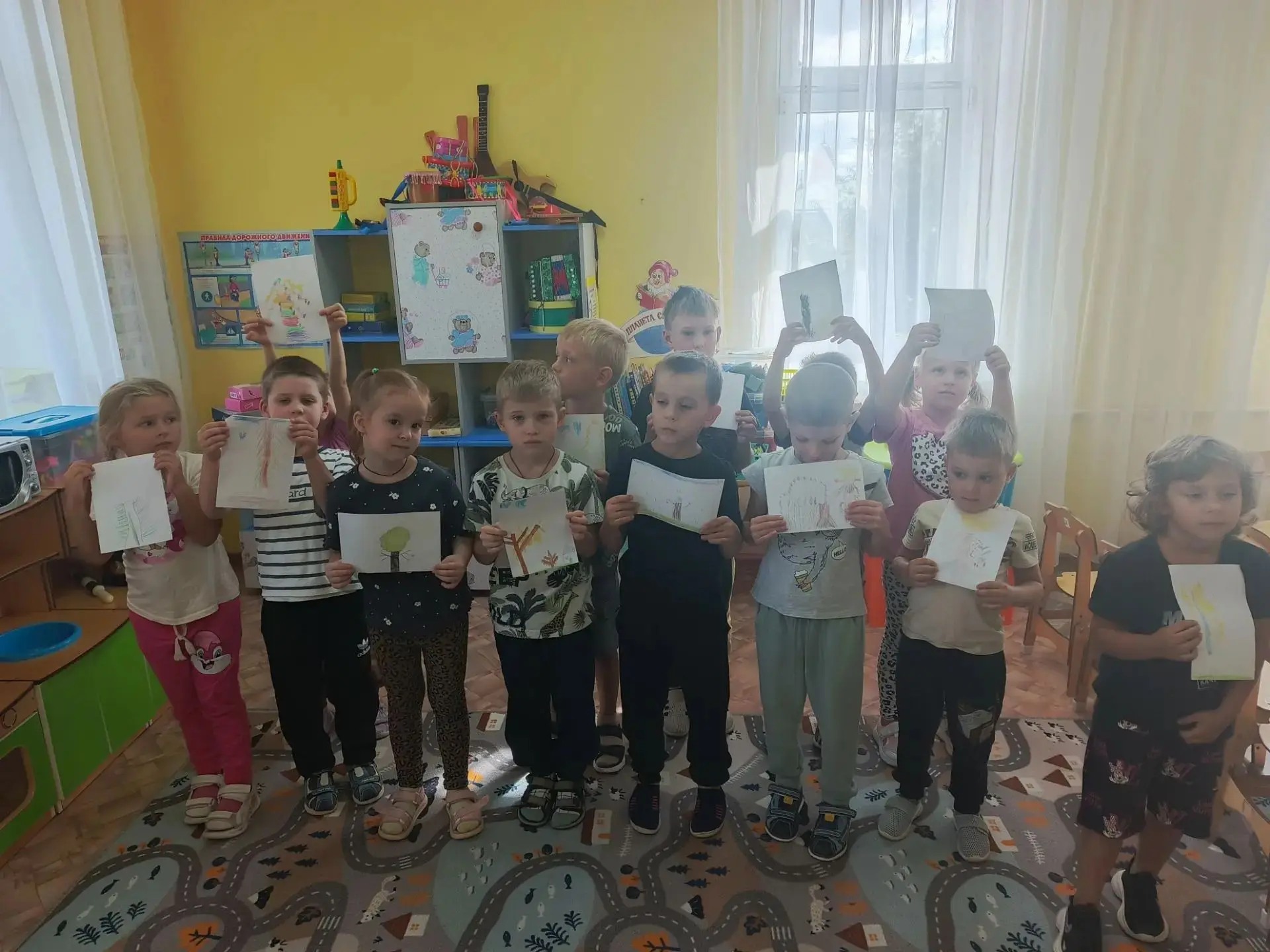 Здравствуйте, дни голубые, осенние,