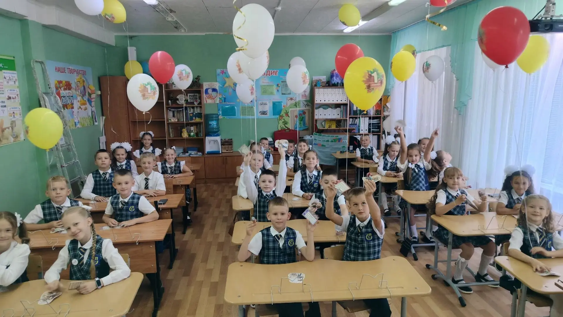 Мы снова вместе: как 2 «Г» класс отметил День знаний