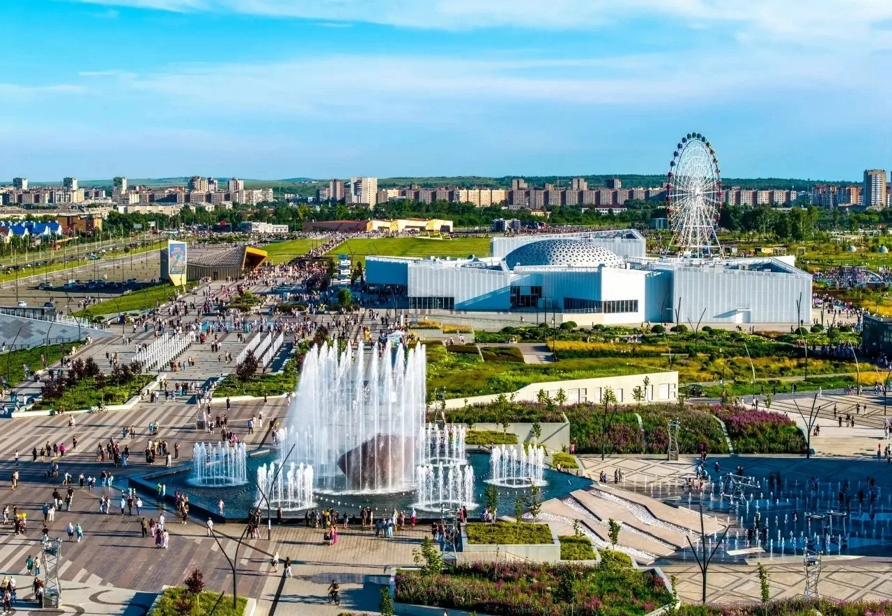 Проводим лето ярко: едем в Магнитогорск! 🧊✨