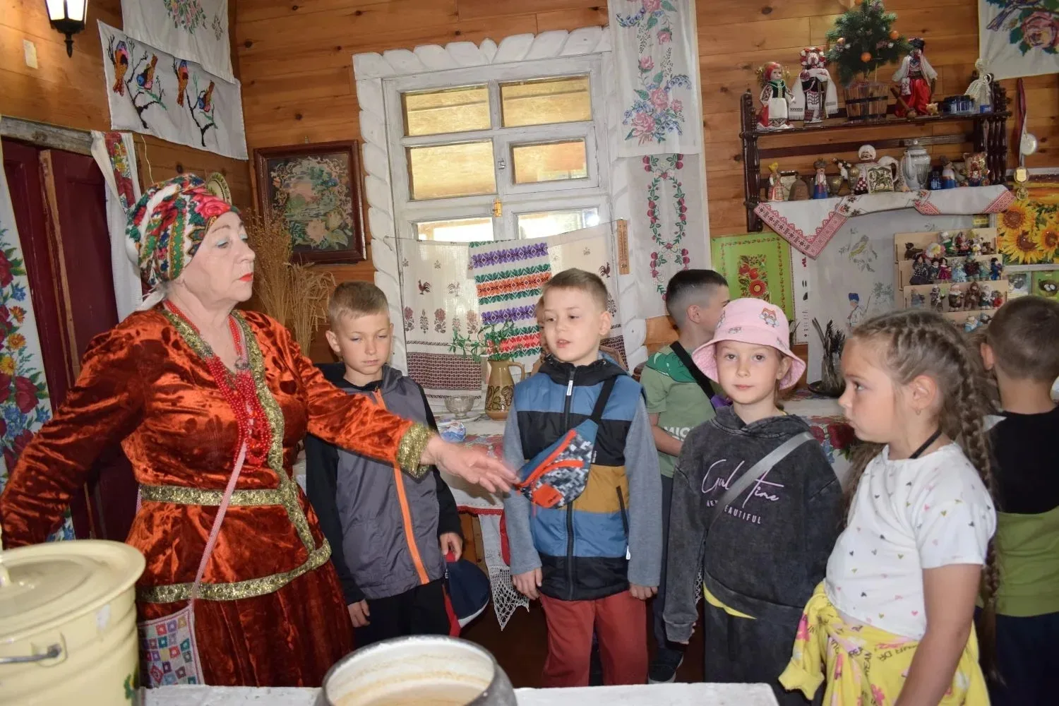 КУЛЬТУРНЫЙ ВЫХОД✨   🌟 В выходной день, наполненный предвкушением новых открытий, ученики 1 «Б» класс