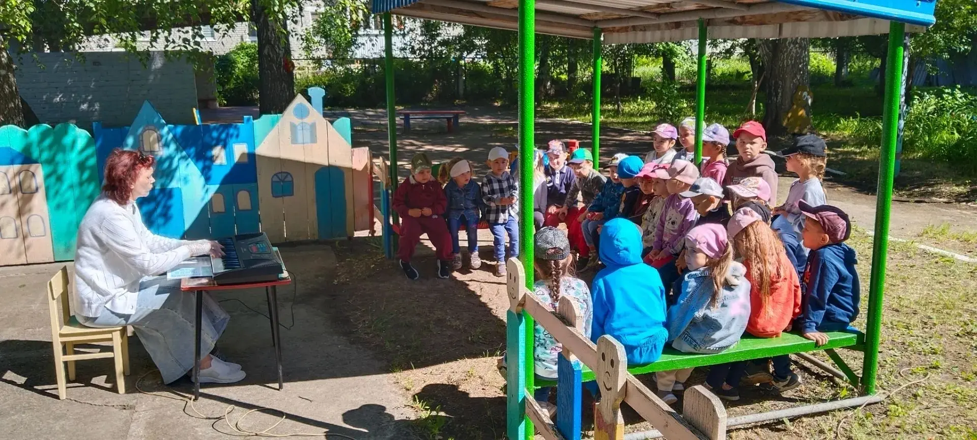 🌱 «Всё, что неизвестно — очень интересно!»: как наши ребята раскрывали тайны летнего огорода
В наше
