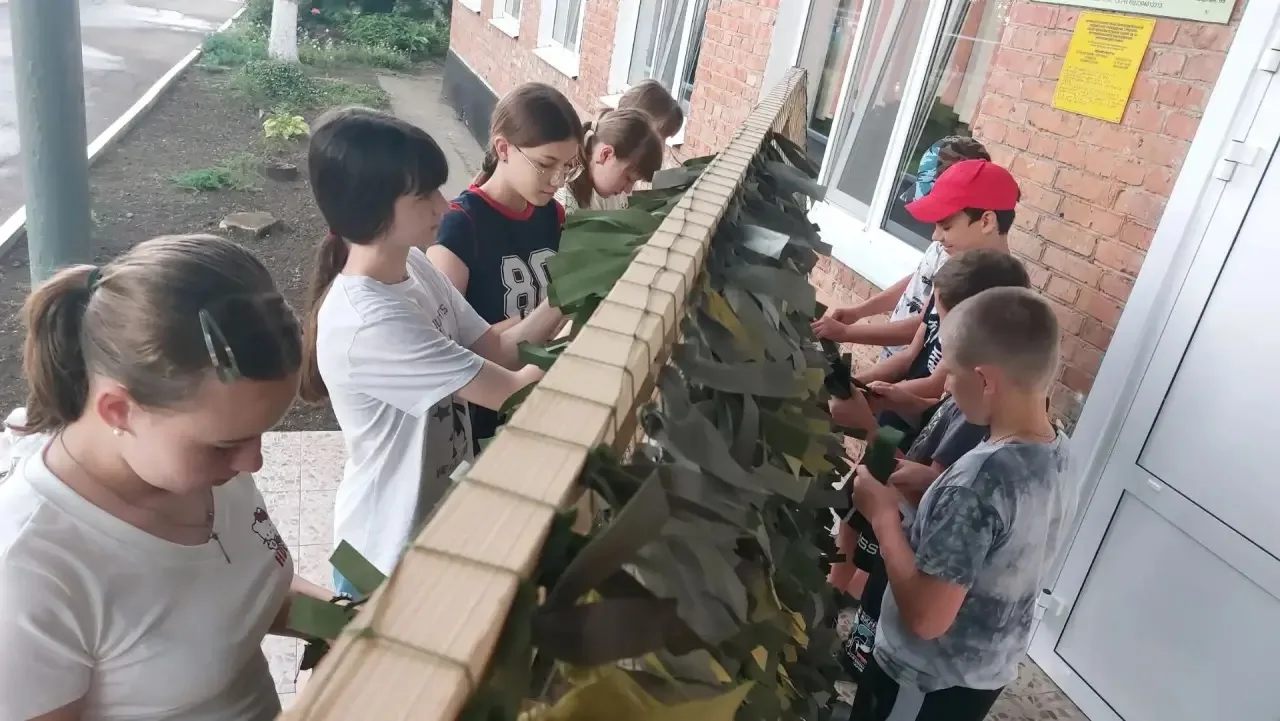 🤝 Доброе дело объединяет!
Сегодня ребята дневной тематической школьной площадки «Волонтеры» доказал