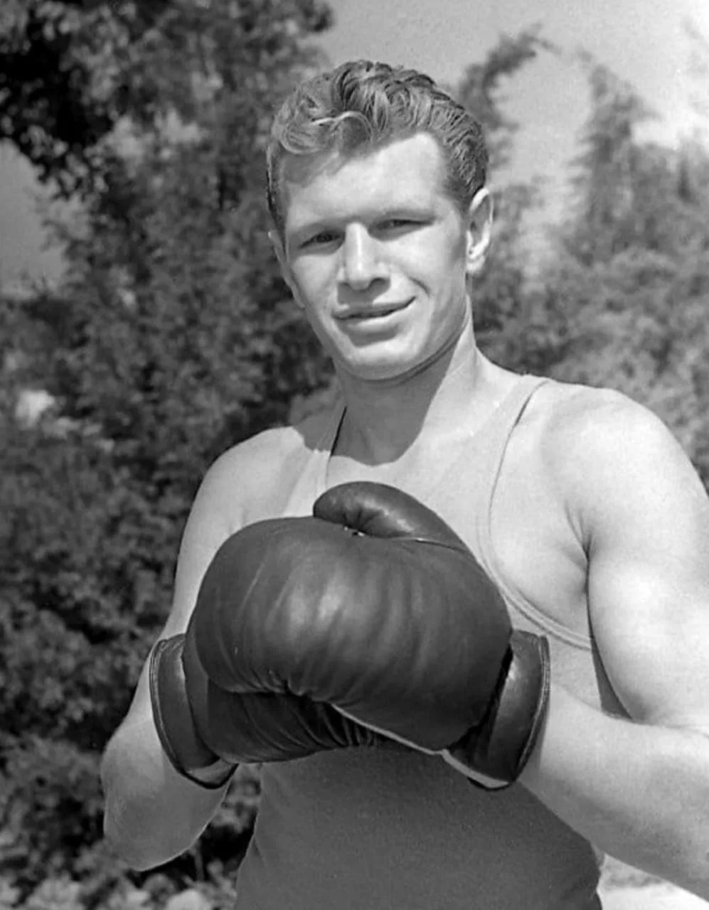 Когда бокс был не про деньги, а про честь.

🥊 Борис Лагутин. Два золота Олимпиады — 1964 и 1968

Эп
