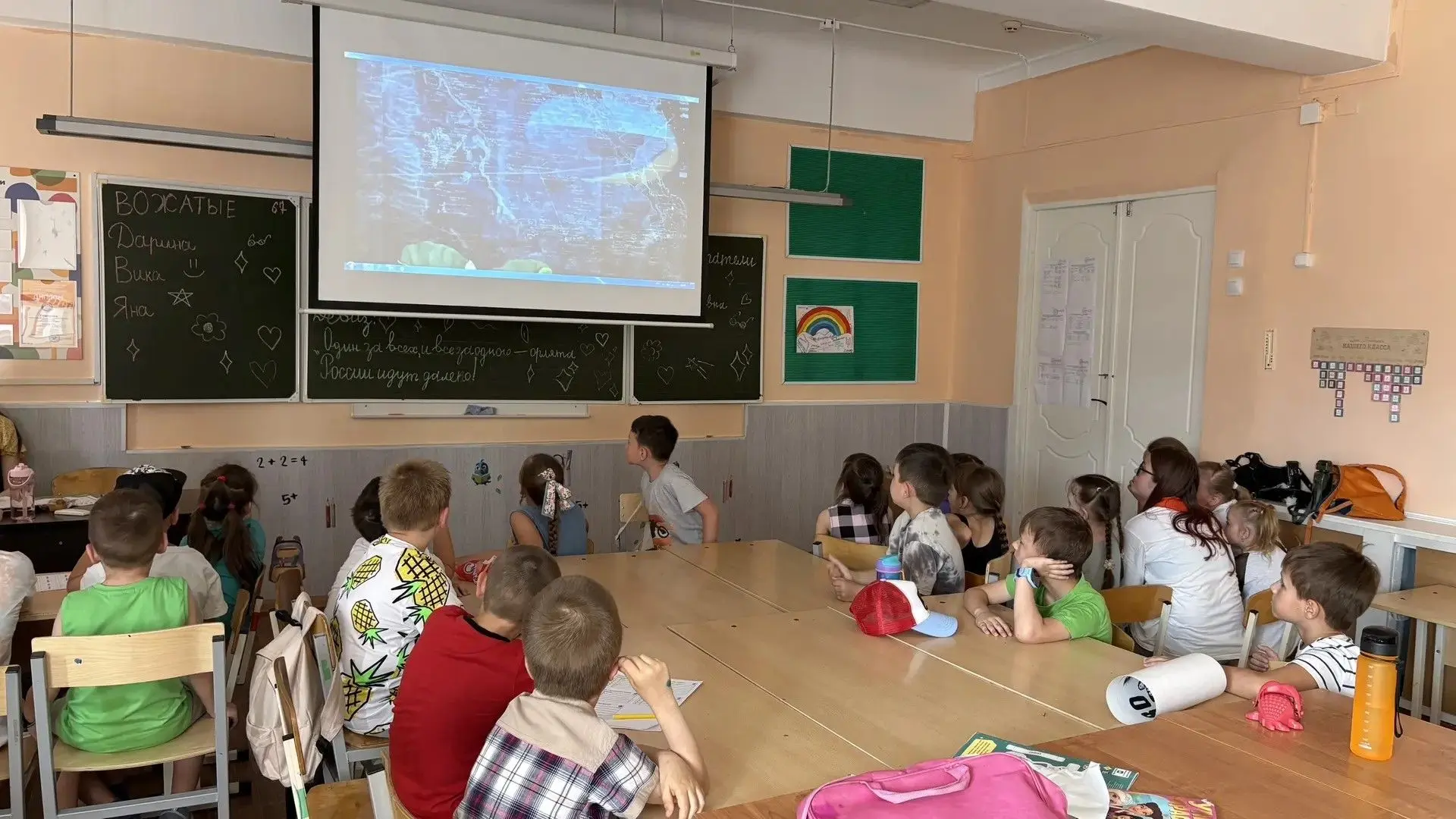В лицее №33 отметили День эколога: забота о природе и «Зелёный квиз»
 
9 июня в МОБУ лицее №33 прошл