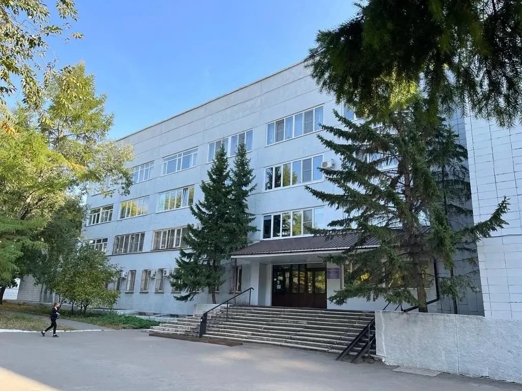 График работы в праздничные дни и выходные с 12 по 14 июня ⬇️

В вечернее и ночное время вы можете о