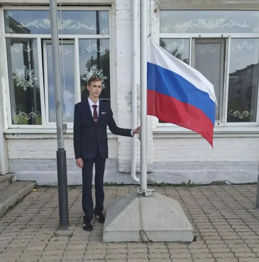 Лидеры лицея «РИТМ»: честь поднимать Флаг! 🇷🇺
