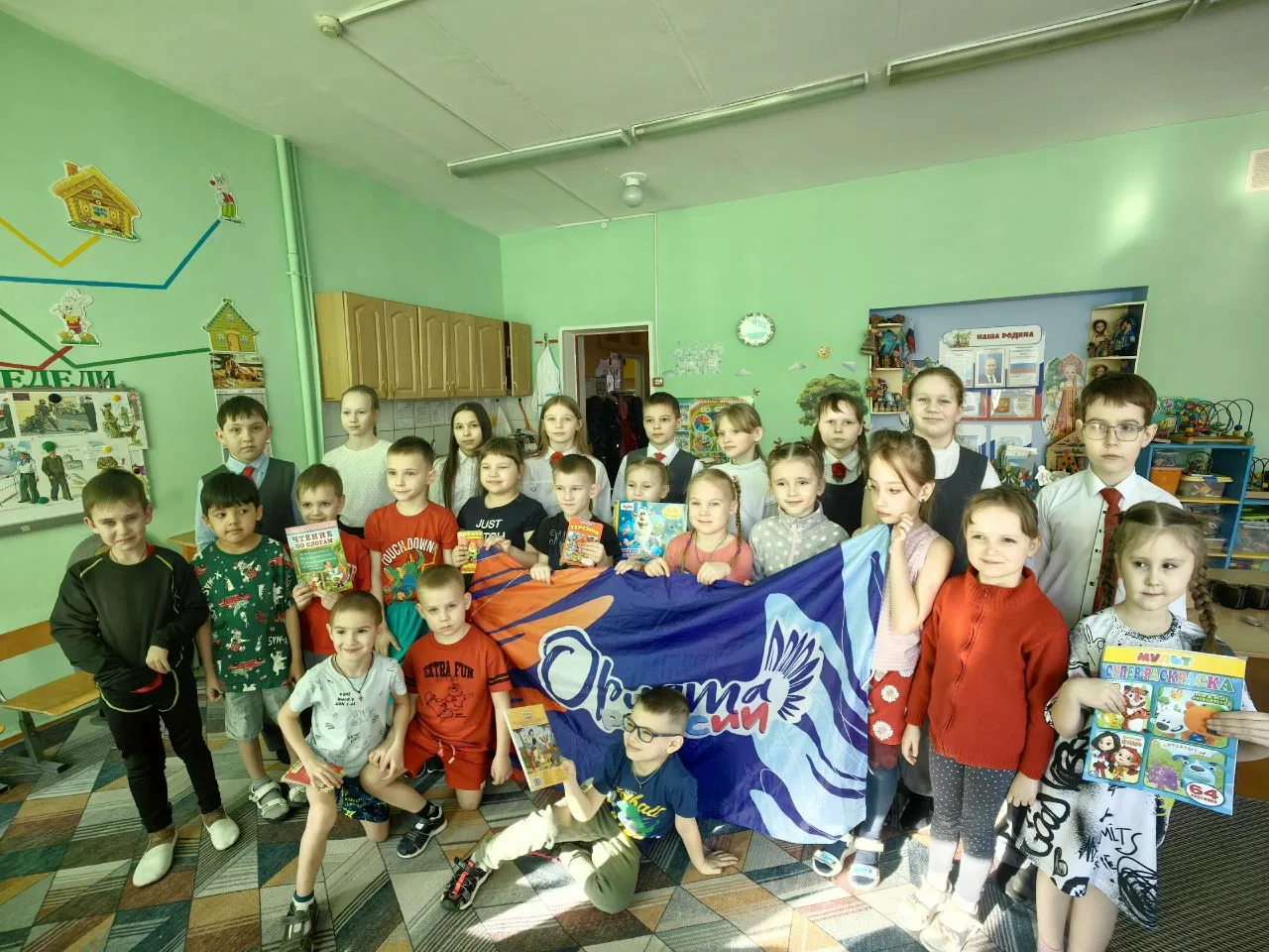 14 февраля мы отмечаем Международный день книгодарения-2026!  В этот особенный день наши «Орлята Рос
