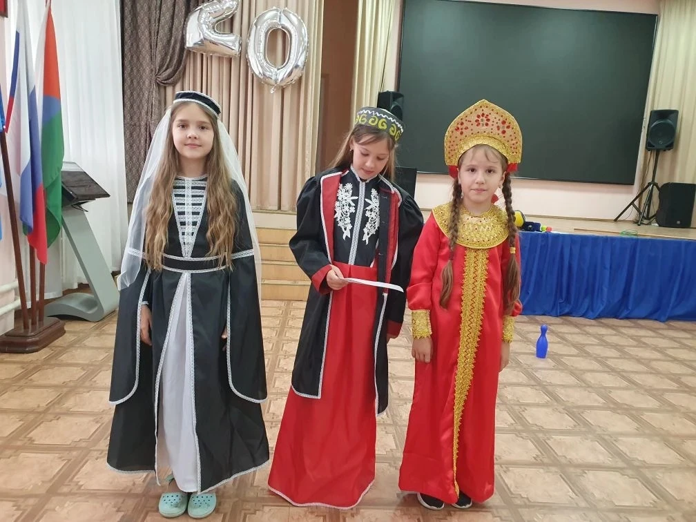 День дружбы в лагере дневного 
пребывания. Сегодня в лагере прошёл яркий и 
запоминающийся День друж