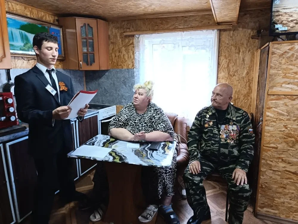 #СВОих_не_бросаем   🎗 В рамках мероприятий, приуроченных к 81-й годовщине Победы, специалисты Черемх