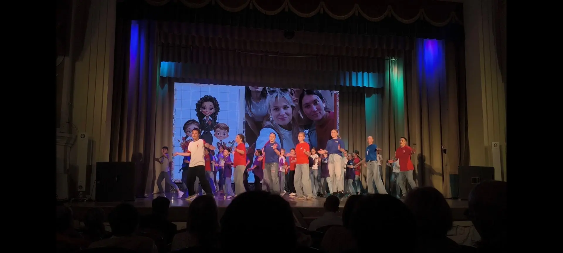День учителя во дворце. Творческий номер от Движения Первых 🥳