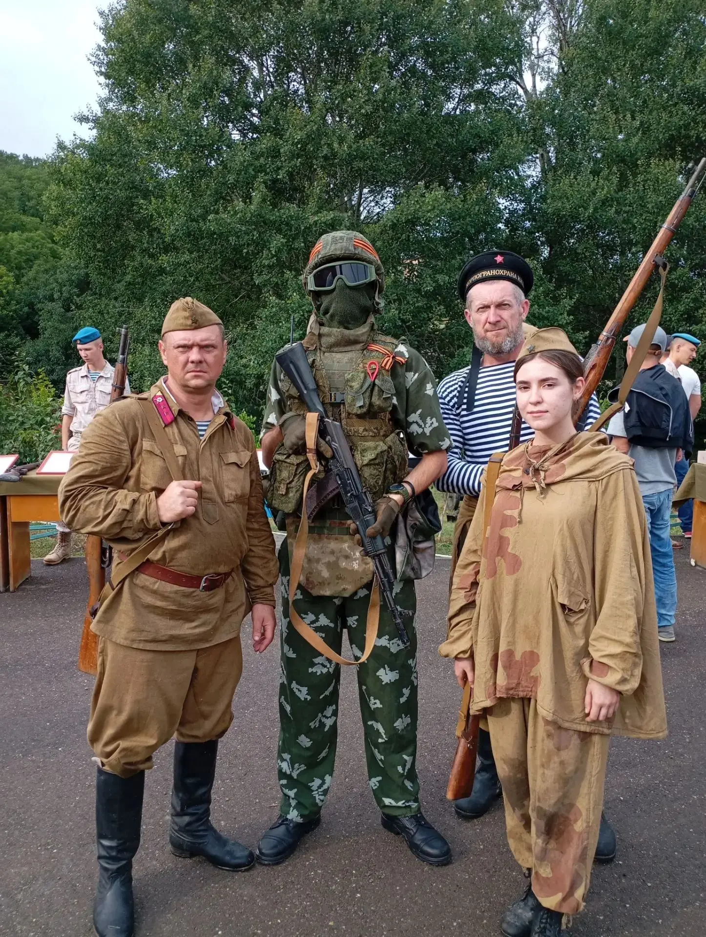 Председатели  ТОС Черноморского городского поселения, Дмитрий Коньков и Владимир Наумов...
