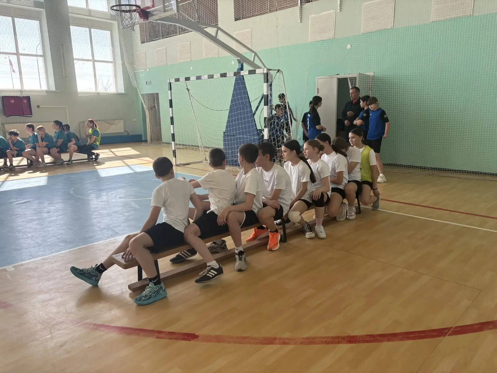 🏆Первое место в округе: команда школы №10 успешно выступила на «Президентских состязаниях»   🥇В конц