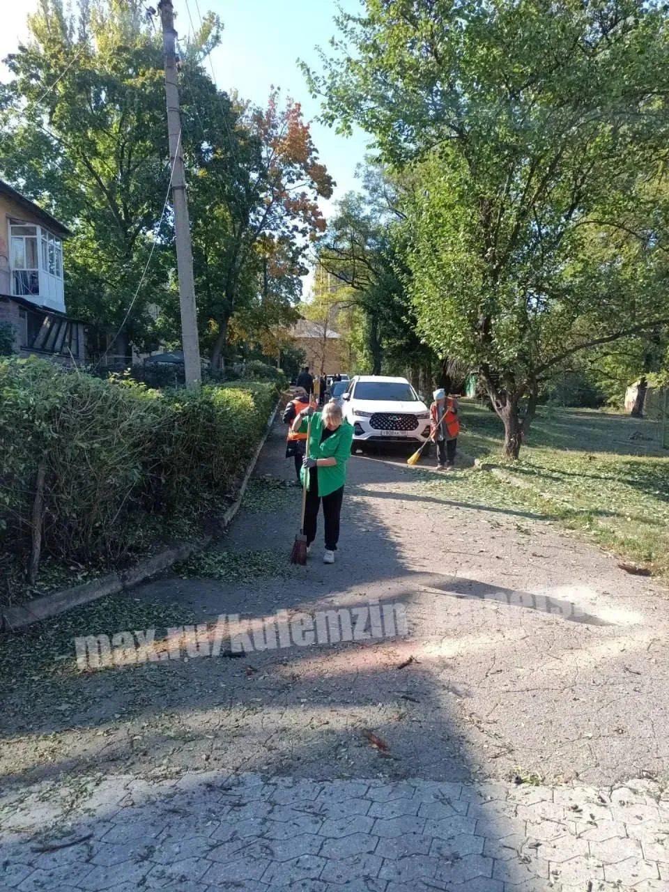 🧹 Мэр Донецка сообщил, что коммунальщики приступили к устранению последствий атаки БПЛ...