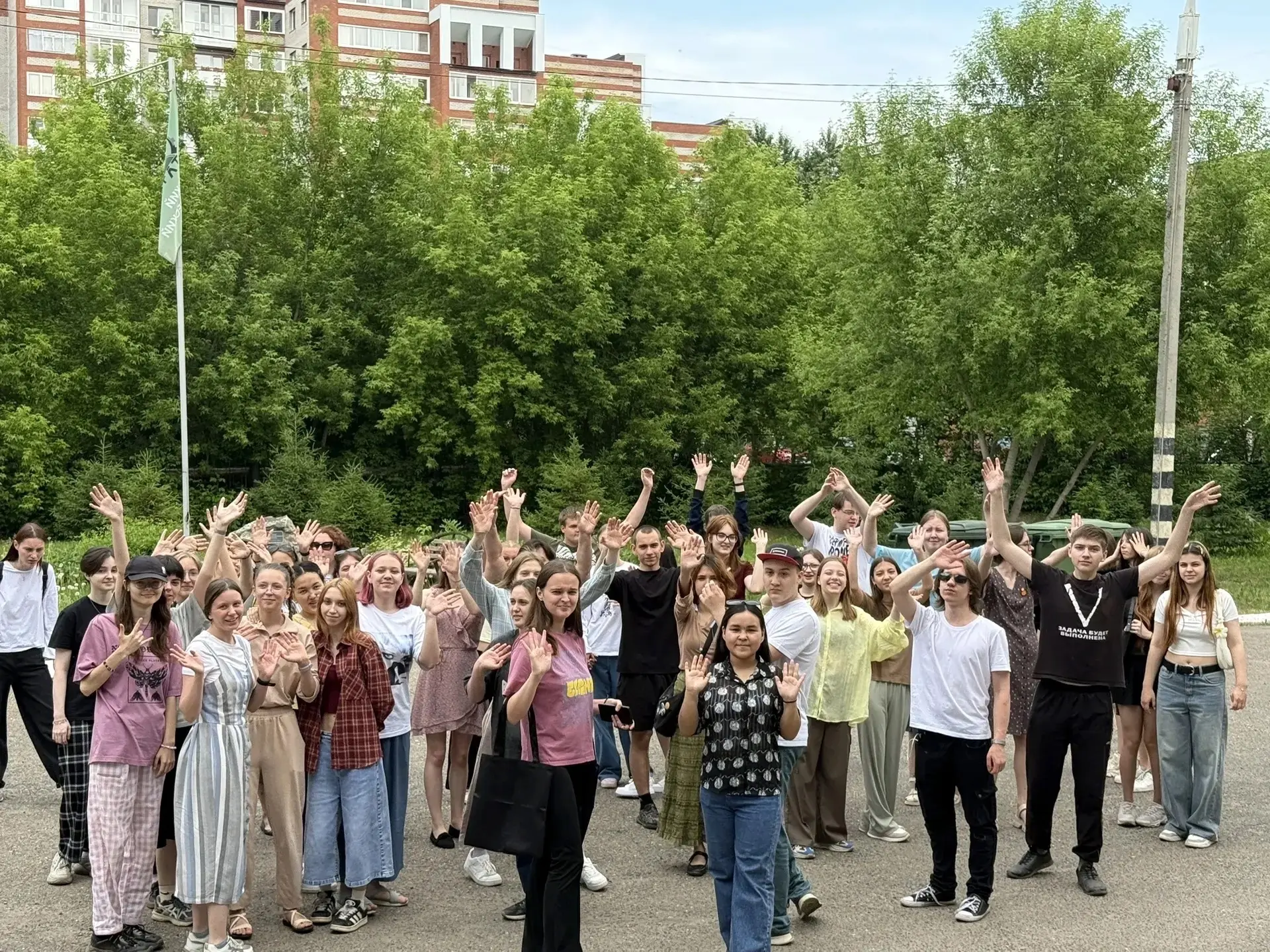 Техникум отметил День России 🇷🇺

Сегодня в нашем техникуме прошел яркий фестиваль, посвященный Дню