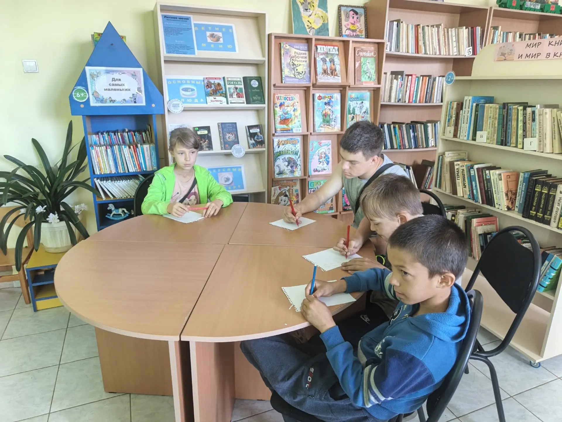 Последний день прогулочной группы п. Ветлужский "Умей дружить" был посвящен событиям Бе...