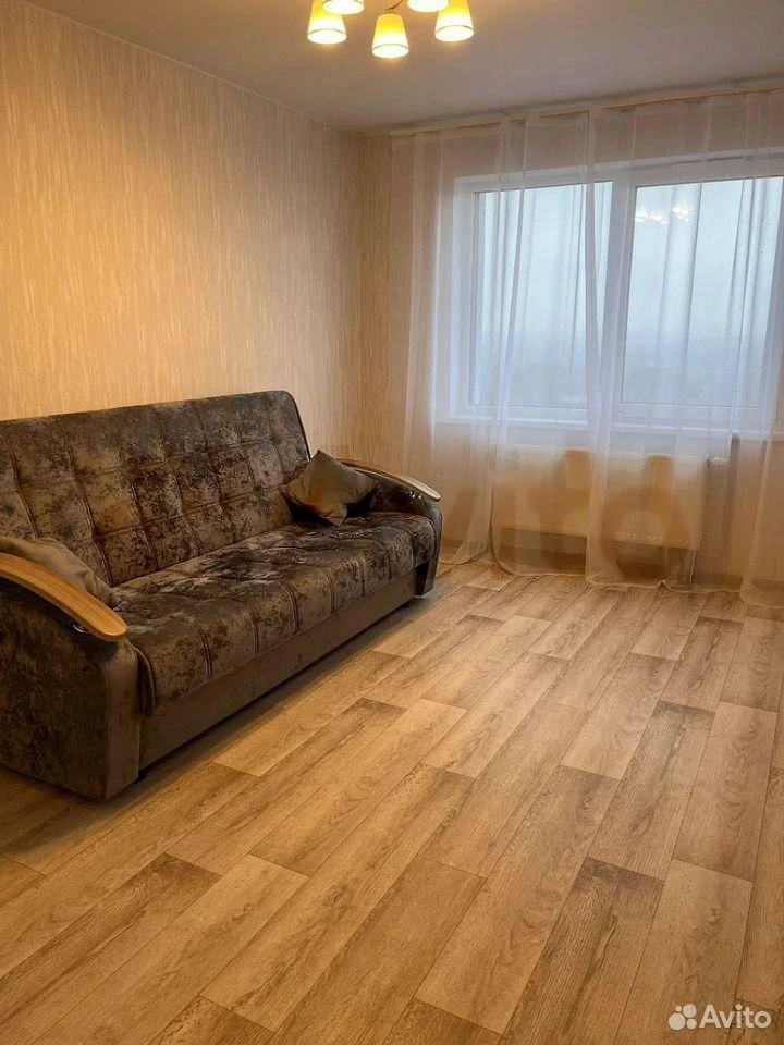 Сдам без посредников: 1-комнатная квартира, 32м²