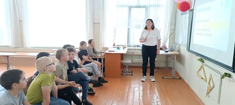 📖 6 июня – День русского языка 
 
🎩Сегодня, в день рождения великого русского поэта, драматурга и 
