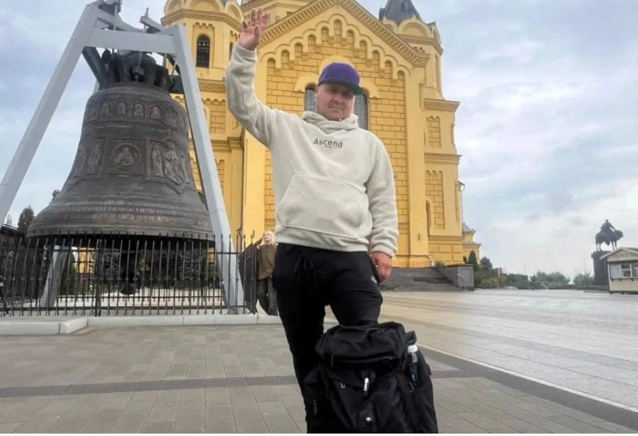 🏃‍♂️ Из Петербурга в Индию, путешественник идёт пешком 15 тысяч километров.
