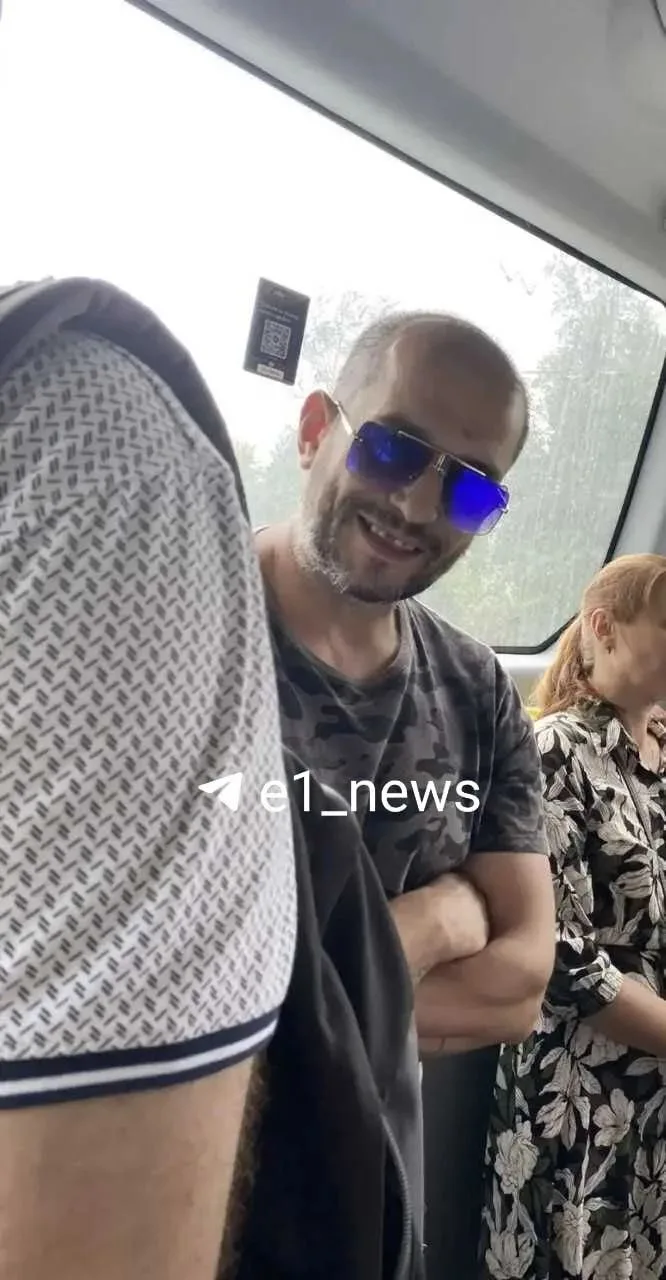 Неадекват избил мать двоих двоих детей в автобусе №81. Все произошло вчера в Пионерском. Как рассказ