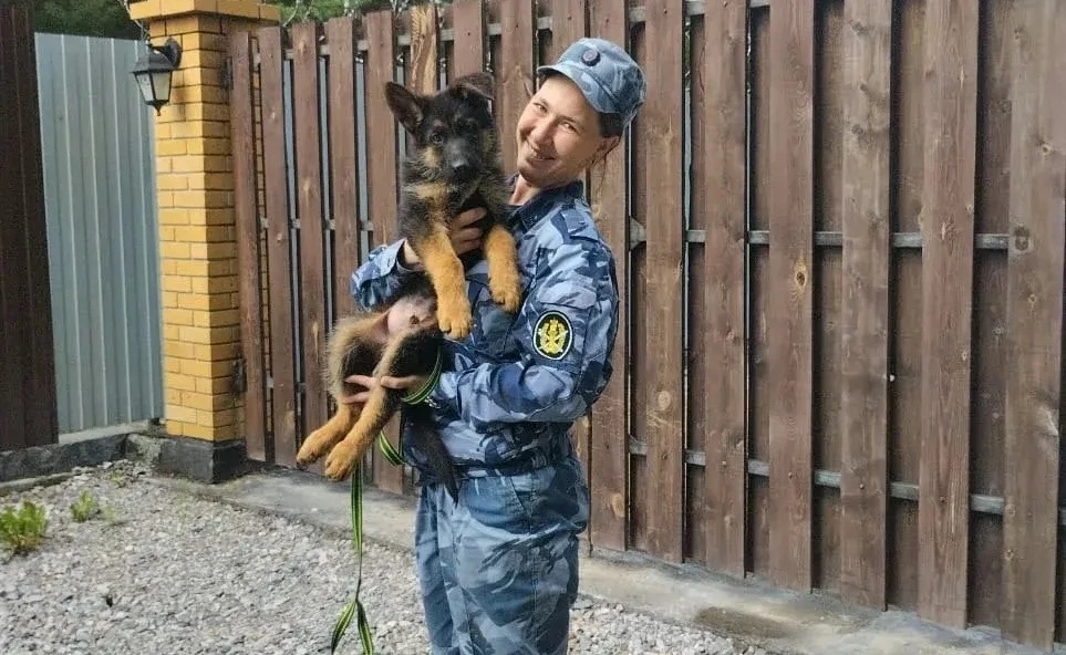 В Нижнем Тагиле простились с 37-летней Надеждой Тарасовой, начальником кинологического ...