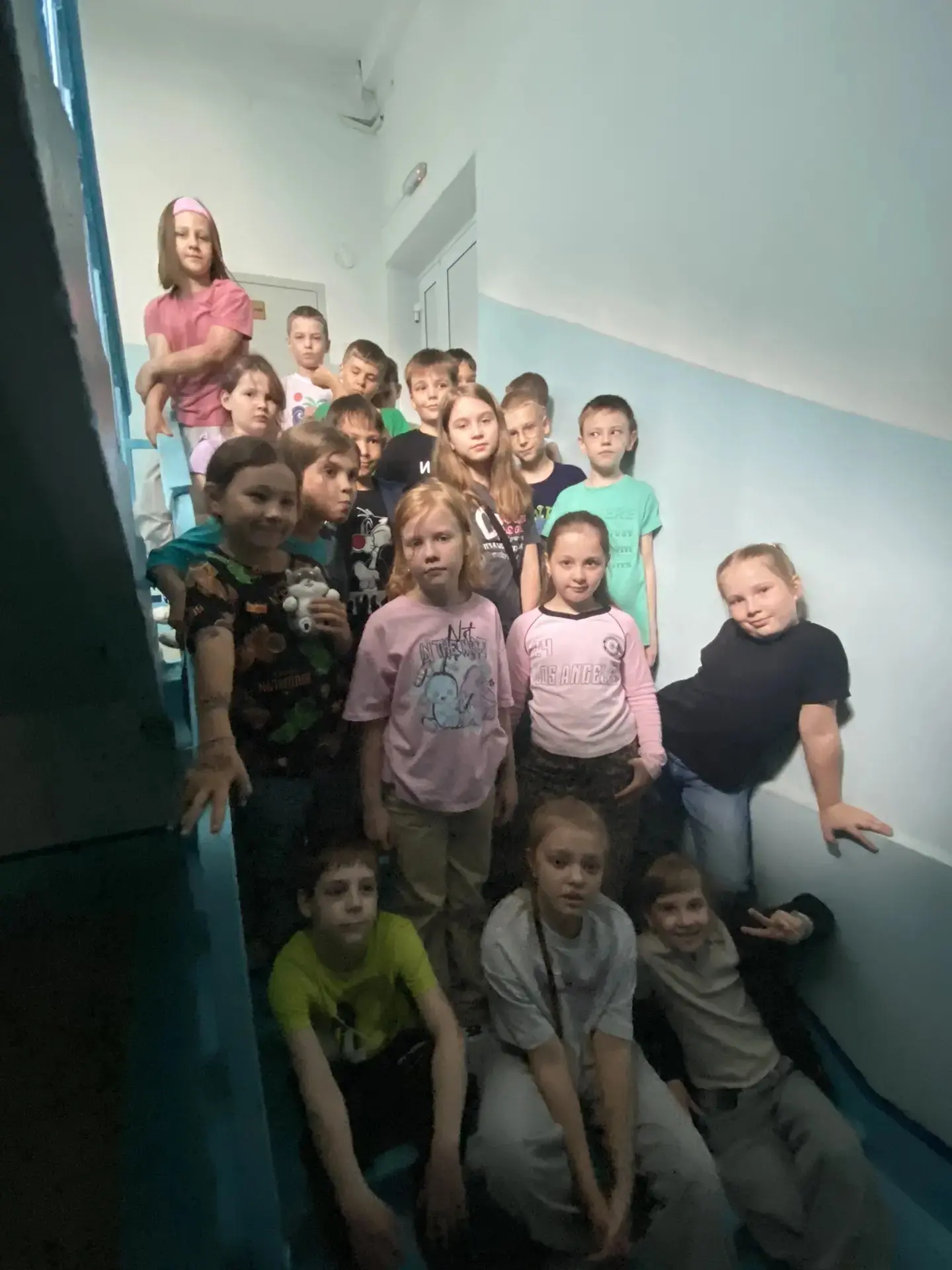 Закончился девятый день лагеря. И сегодня был фотоквест.
Фотография – это застывшее, как в янтаре, м