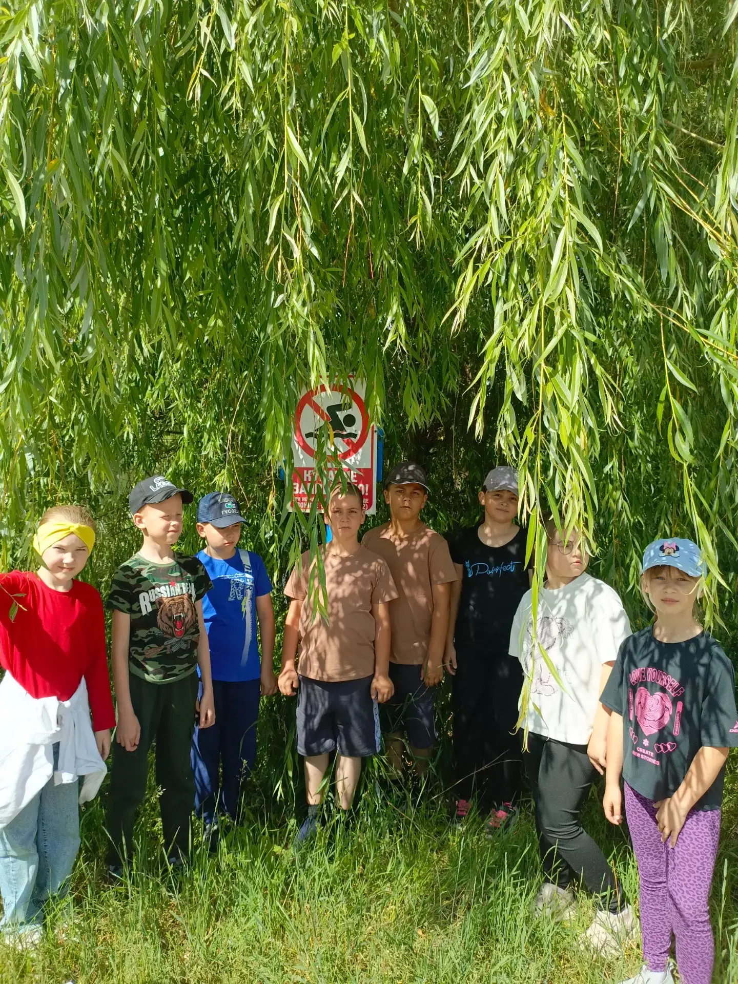 ⚡️ Креатив, игры и безопасность: как прошёл День развлечений в лагере! 🎈🌊

Сегодняшний день в наши