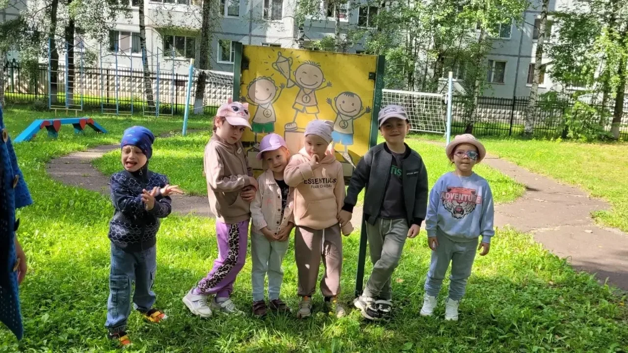 Воспитанники группы № 6 продолжают проводить лето с пользой для здоровья, активно участ...