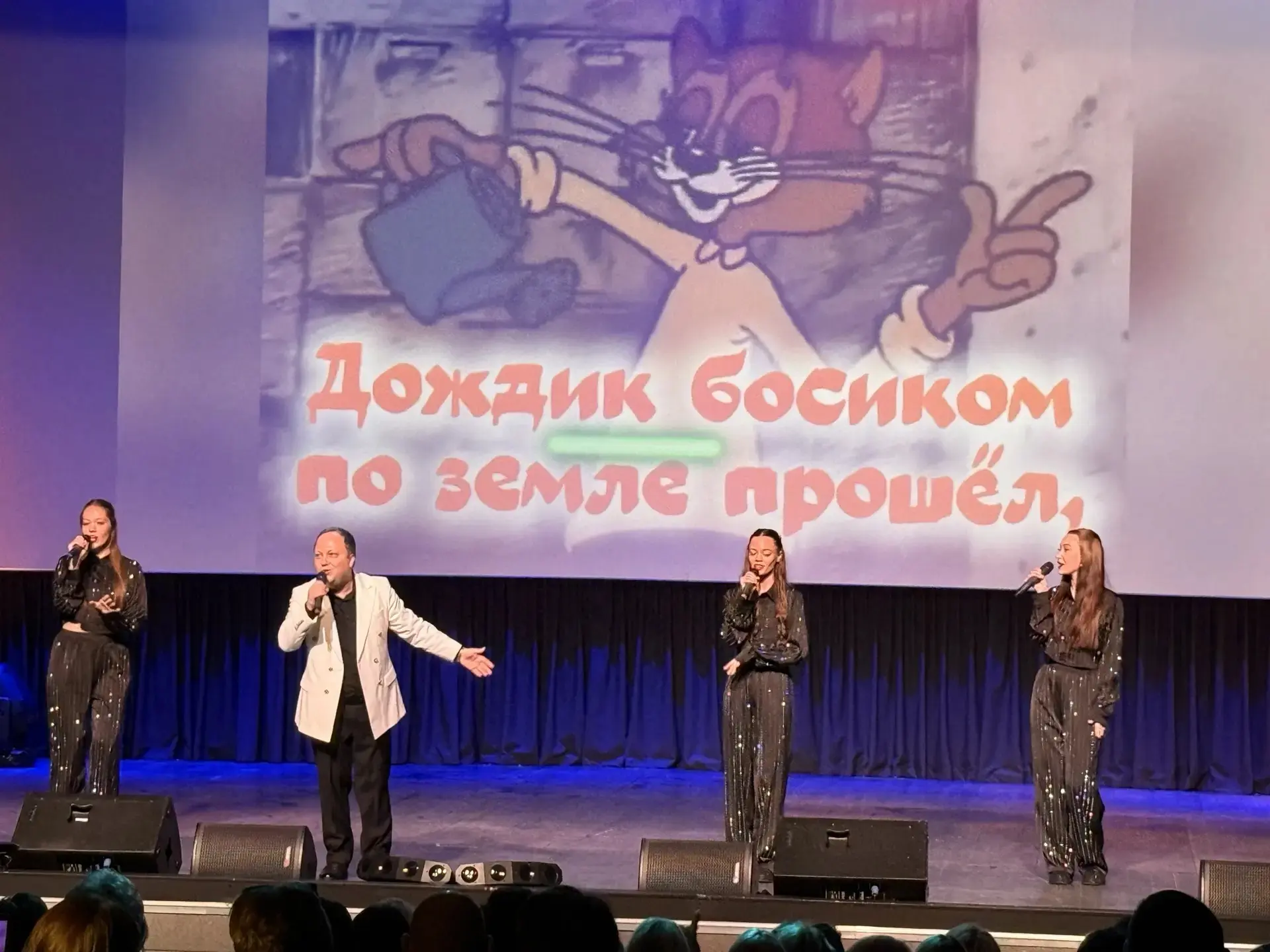 Прощание с детством🥳.
Сегодня в Центре культурного развития прошел тёплый долгожданный праздник "Вы