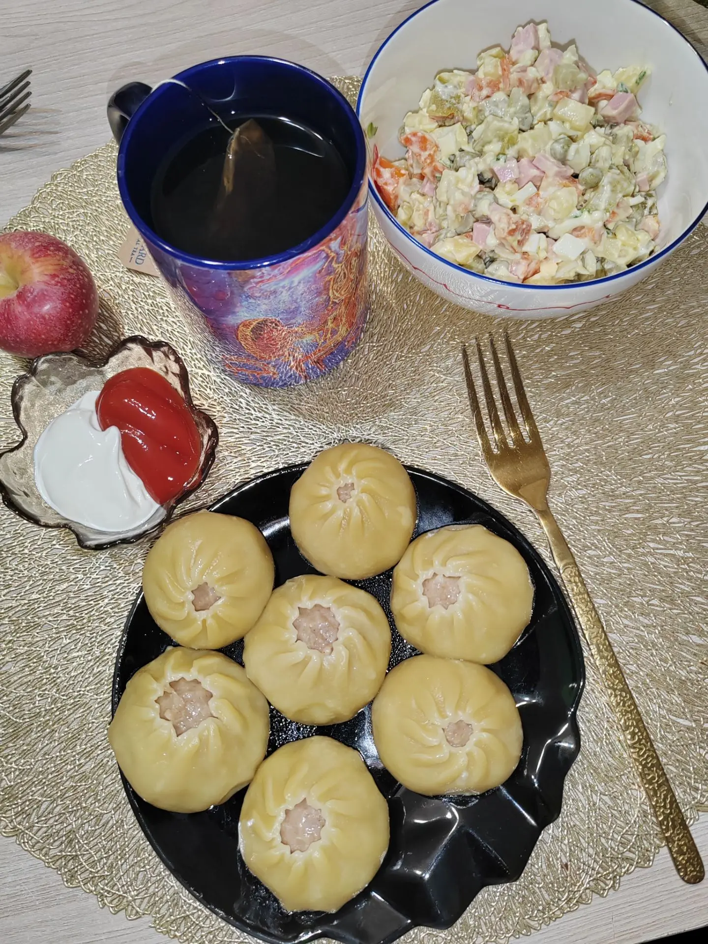 Дома 🤗 практически во время 😅 не ночью... Готовка, моя любимая... ❤️ Наш ужин с мальч...
