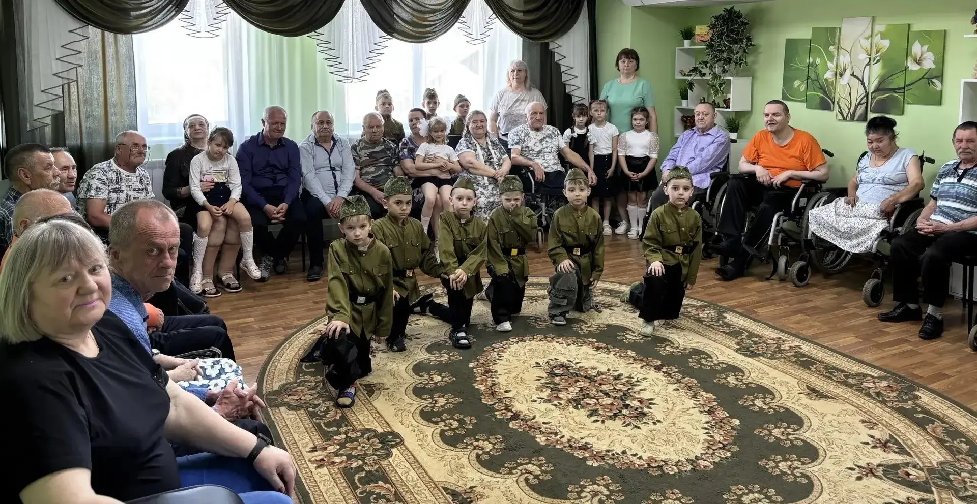 👏Сегодня наши двери распахнулись для гостей из детского сада №4 они подарили всем прис...