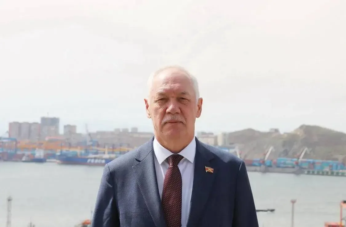 🎖️ Председатель Думы Владивостока поздравил жителей города с Днём Победы  Председатель Думы Владивос