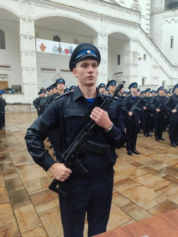🎖 Гордость лицея: встреча с родителями военнослужащего Президентского полка