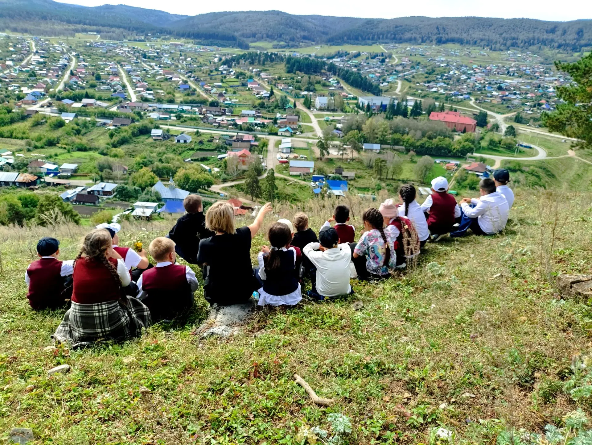 🍂 Урок №1: "Как влюбиться в осень и в своё село" — сдан на "отлично"! ✅