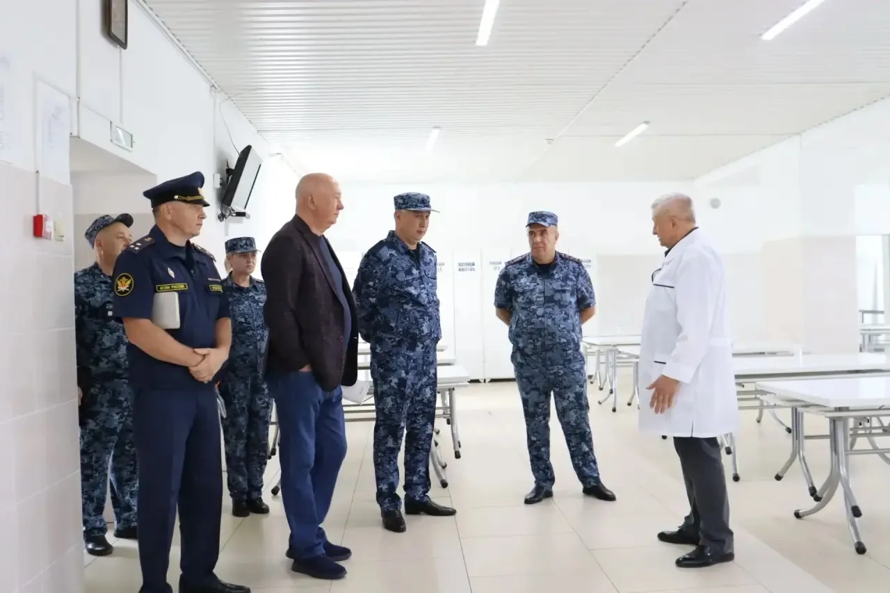 ❗️ Уполномоченный по правам человека в Ставропольском крае и начальник УФСИН проверили ...