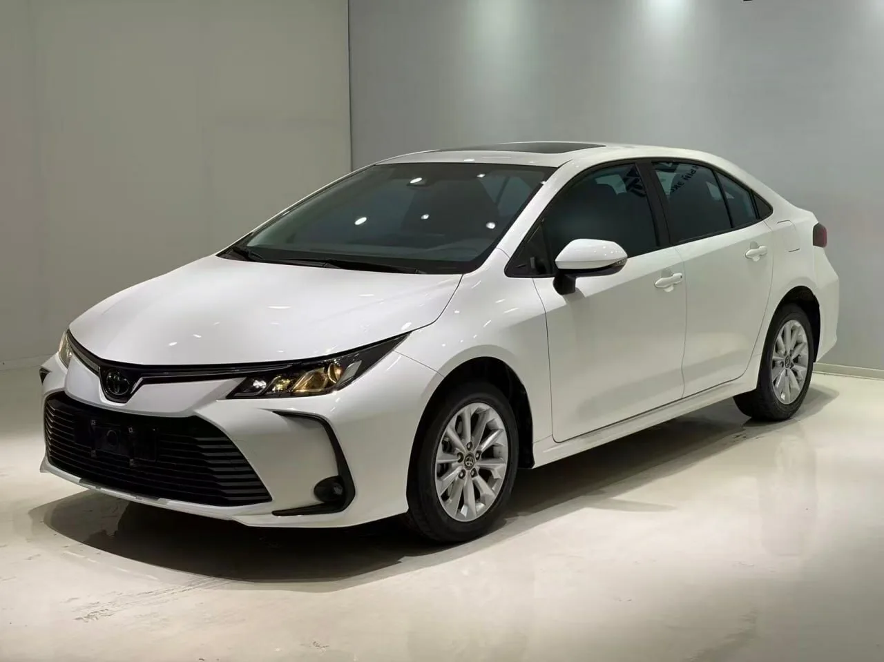 🇨🇳TOYOTA COROLLA