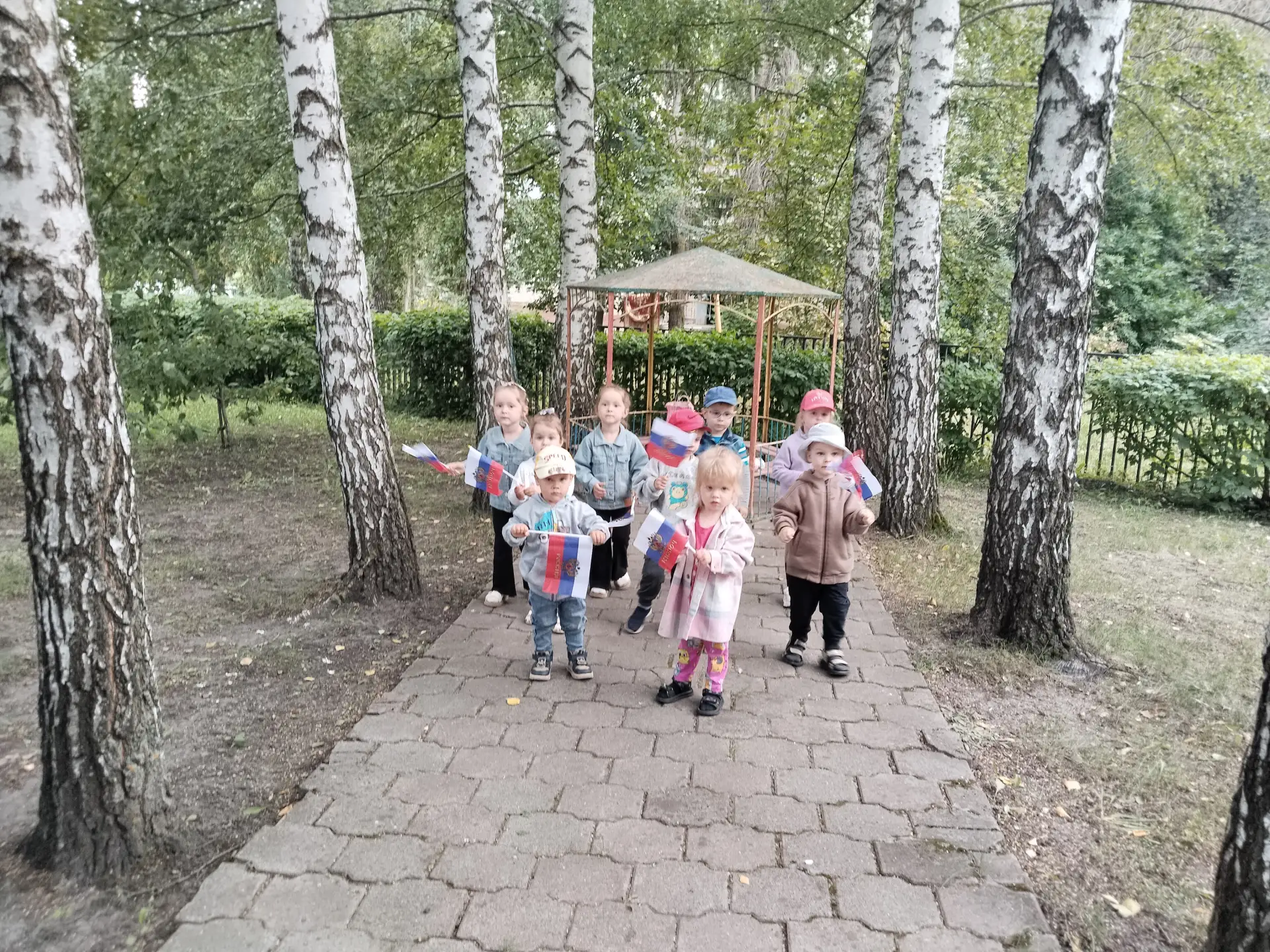 В группе «Звёздочки» прошёл День Государственного флага — прекрасное событие, которое п...