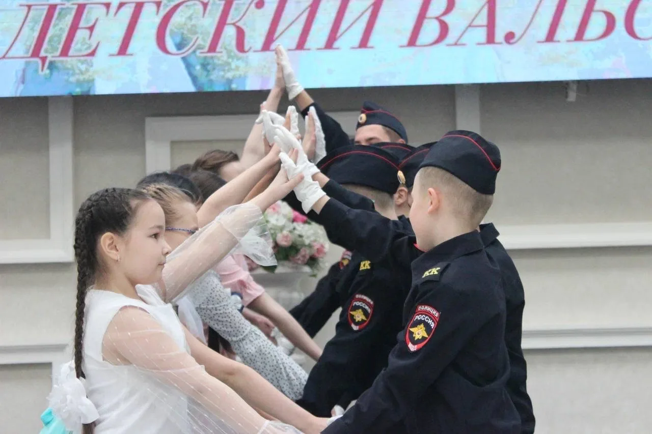 Кадетское движение активно развивается в островном регионе! 🇷🇺  Пять лет назад мы с коллегами из УМВ