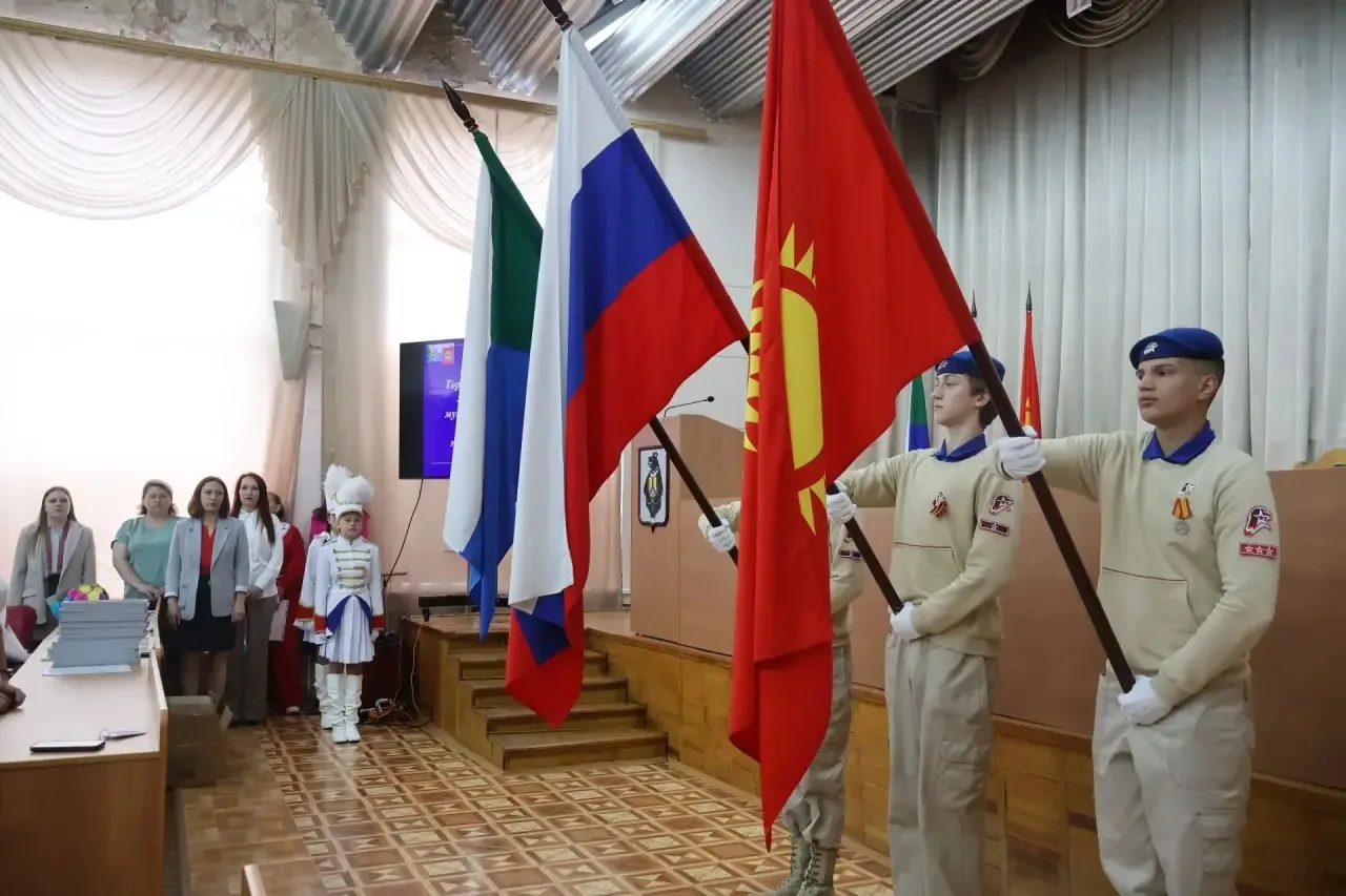 🎓 Каждый год мы собираемся здесь, чтобы отметить тех, кто своим трудом доказал: