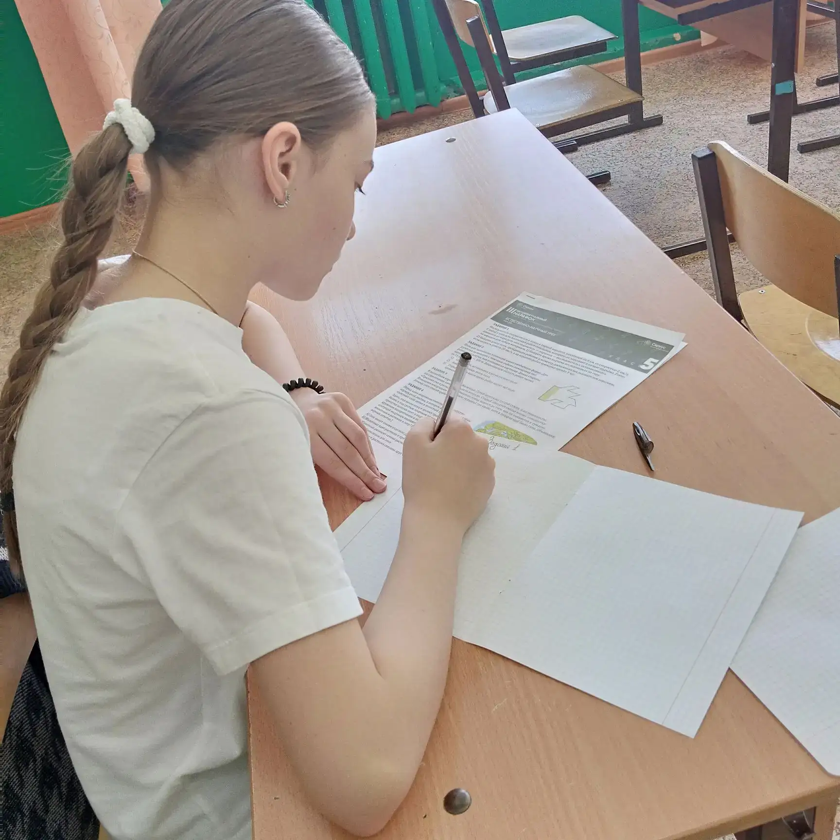 Интеллектуальный марафон объединил юных исследователей 🧠✨ 14 и 16 марта в школе прошёл Интеллектуаль