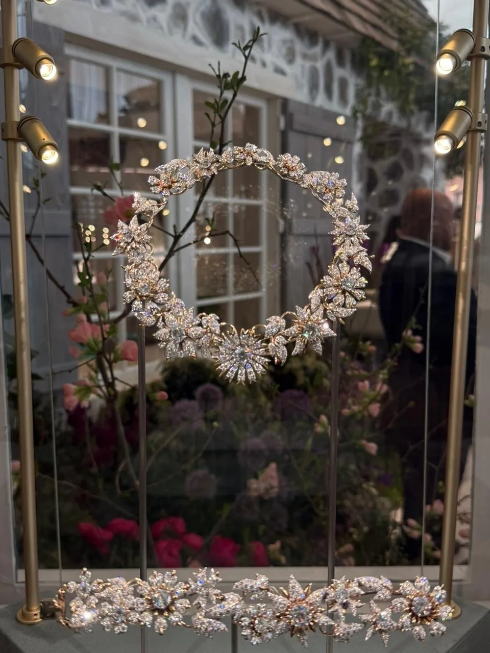 И то самое высокое ювелирное искусство Tiffany & Co, которое показали в Нью-Йорке.