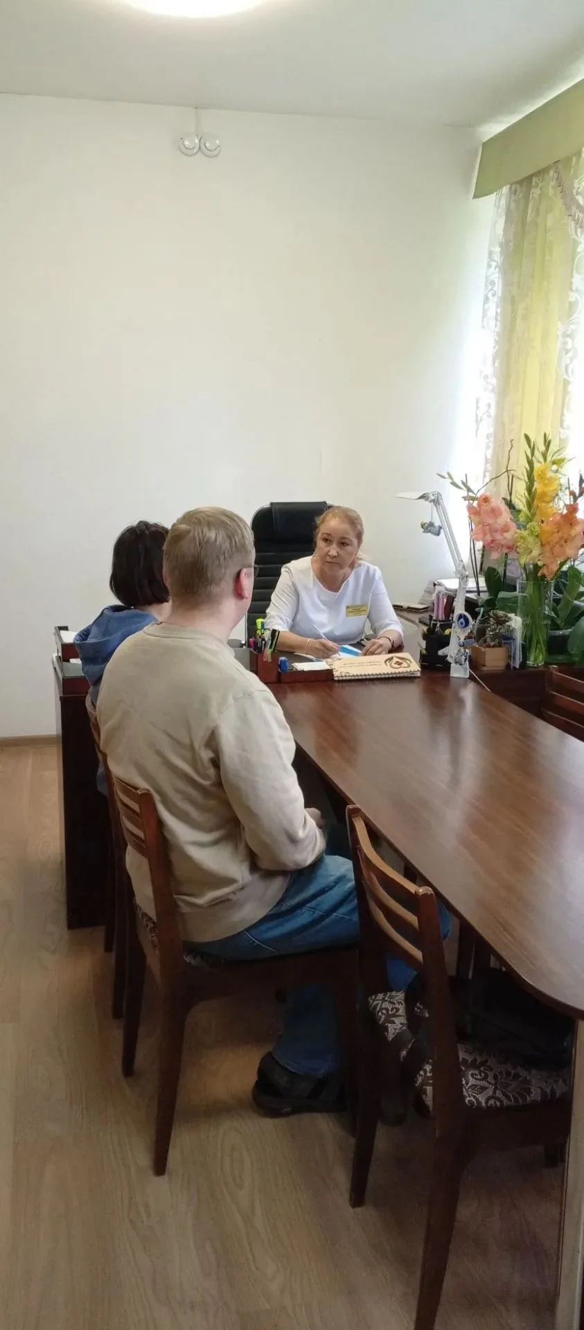 Сегодня прошел единый день приёма граждан - каждое 15-е число месяца. На приём к главно...