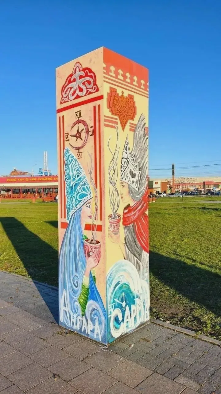 🎨 Колонны в районе «Фортуны» украсили росписью